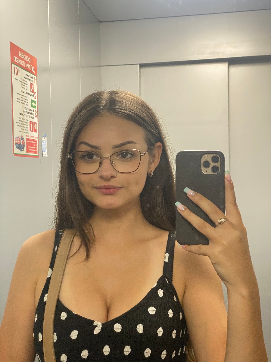 Sexy model Stacy in Koyang